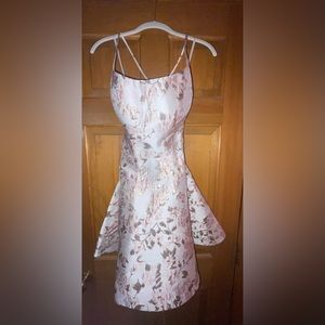 Macy’s Lace-Up A-Line Dress - Pink + Gold - Size 5/6 - Never worn